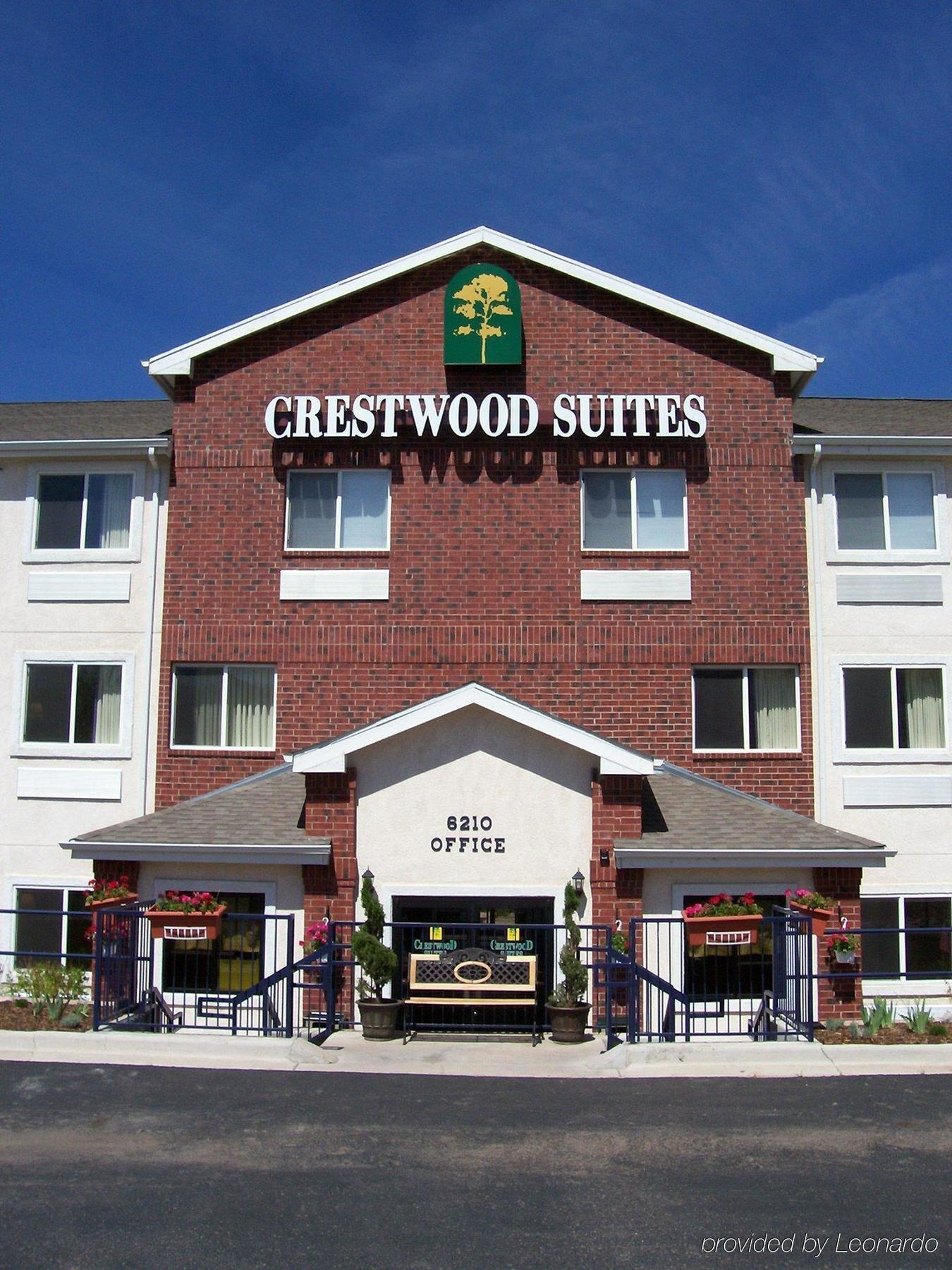 Intown Suites Extended Stay Колорадо Спрингс Екстериор снимка
